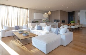 TV, DVD player, stereo - Stunning home in Novigrad with sauna (Novigrad)