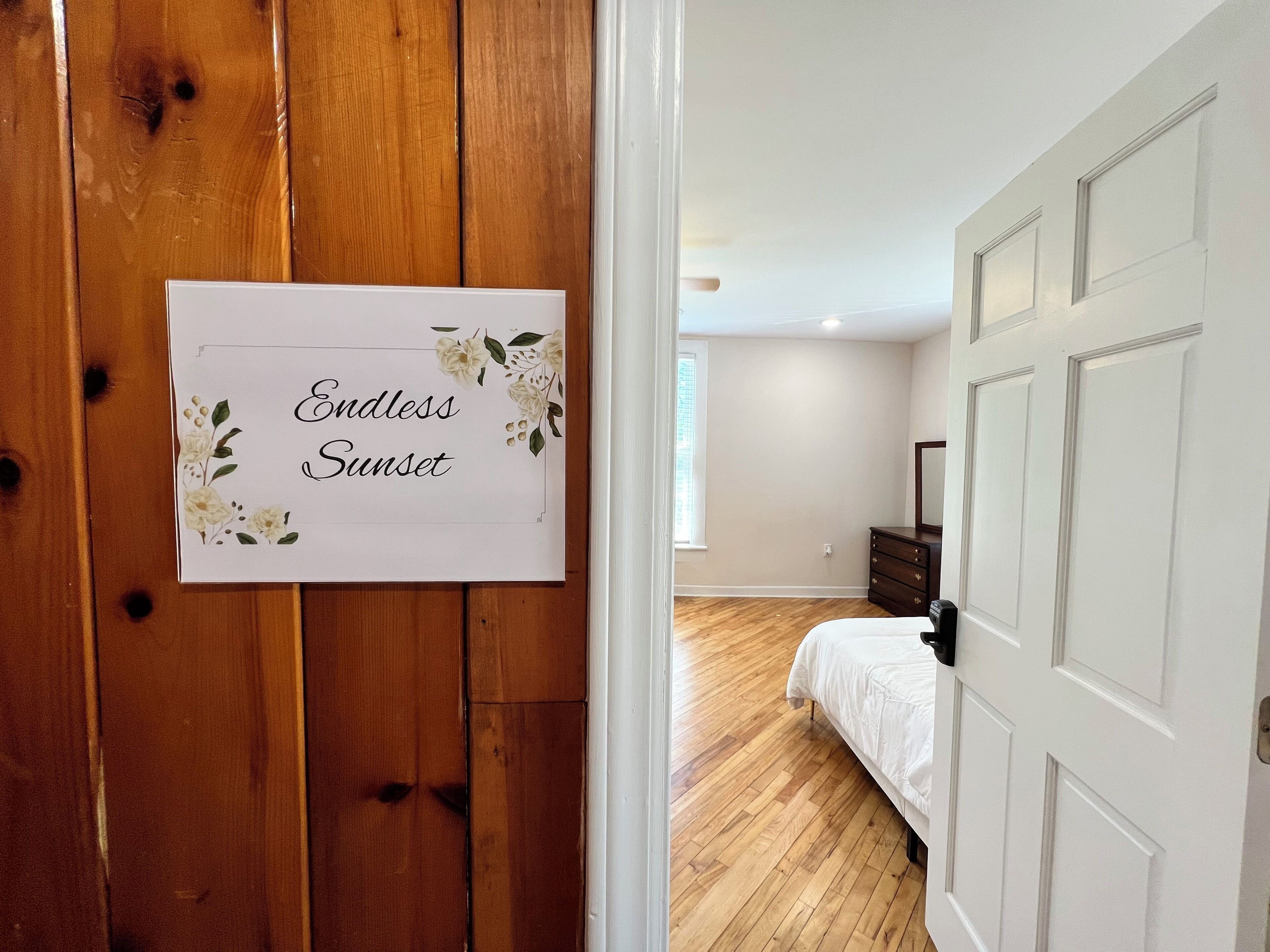 Standard Triple Room (Endless Sunset) | Premium bedding, pillowtop beds, iron/ironing board, free WiFi