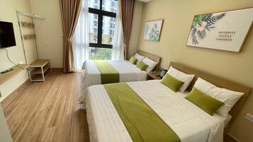 Classic House | 5 bedrooms, individually decorated, individually furnished, desk