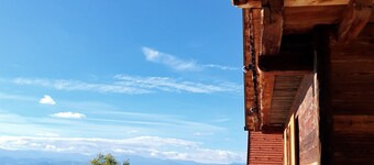 Living & Relax Resorts "Your time out with pleasure" with a view of the vineyards