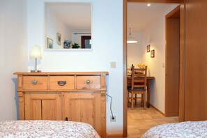 2 habitaciones, wifi gratis y ropa de cama 
