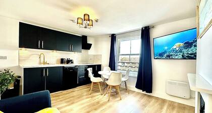 Modern & Brand New Apartment in Whitstable Centre