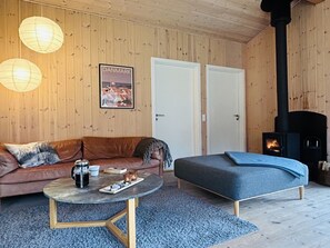 Téléviseur, foyer, lecteur de DVD