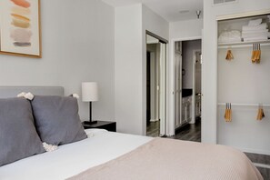 1 bedroom, iron/ironing board, WiFi, bed sheets