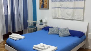 2 chambres, fer et planche Ă repasser, Wi-Fi gratuit, draps fournis