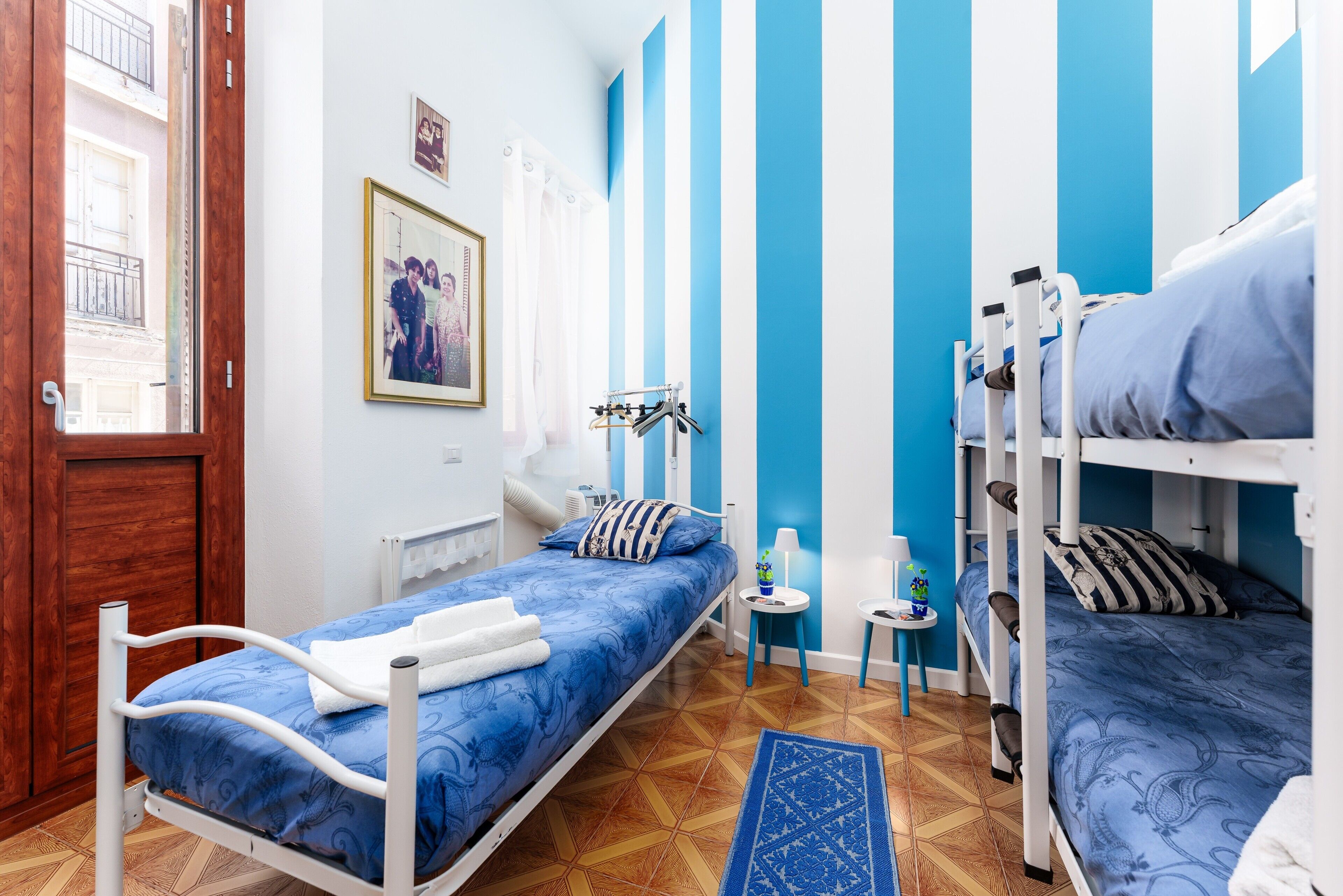 2 quartos, ferros/tábuas de passar roupa, Wi-Fi de cortesia