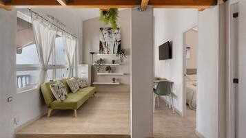 2 slaapkamers, een strijkplank/strijkijzer, gratis wifi, beddengoed