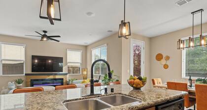 Wine Country Farmhouse with Fire Pit & BBQ near Napa, San Francisco & Sacramento