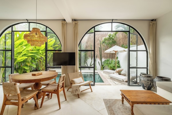 Villa, 2 Bedrooms | Living area