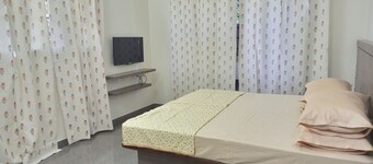 Transit Nest - Near Madurai Airport