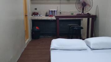 Smart TV 43-inci dengan saluran TV digital dan Netflix