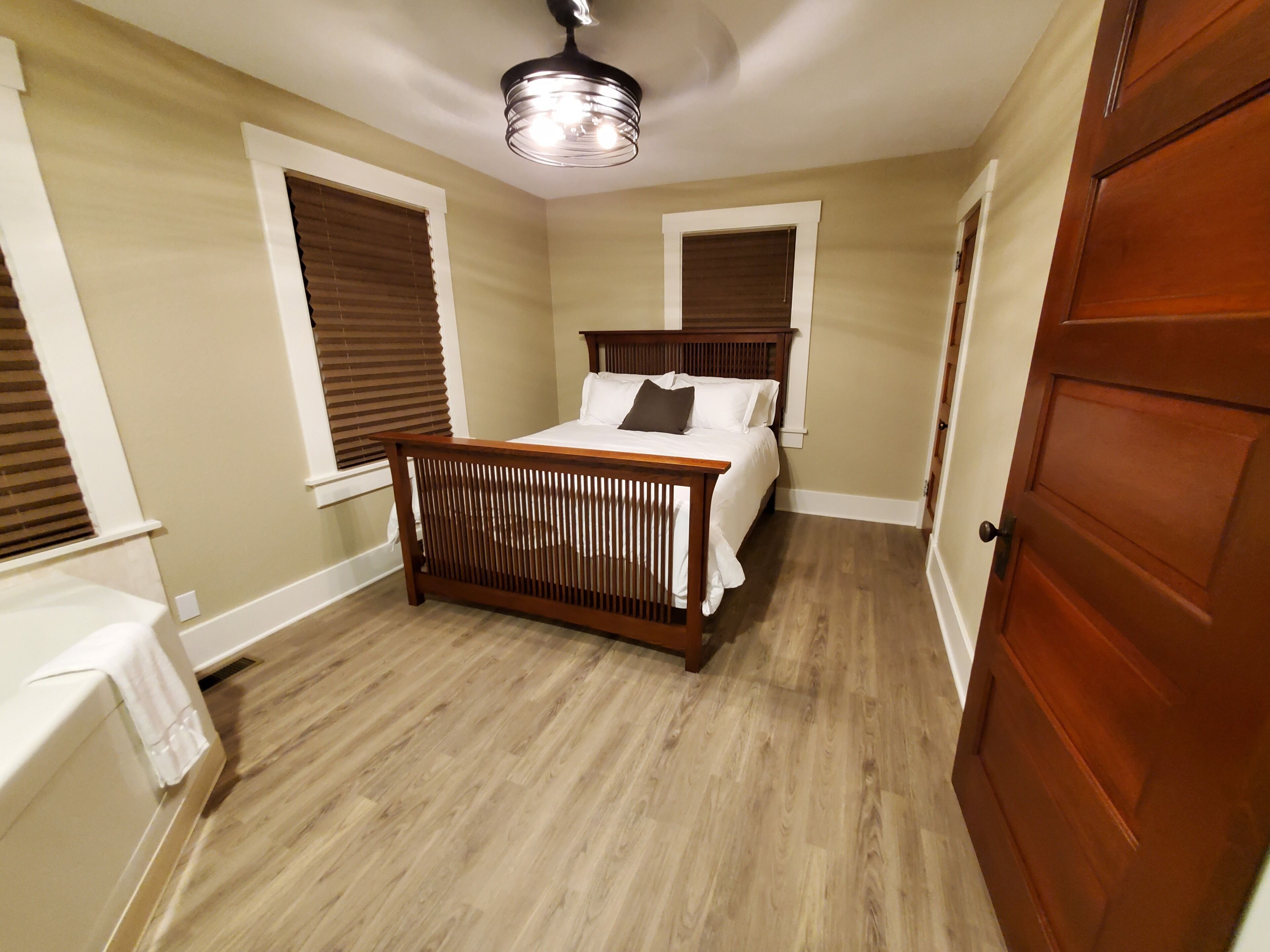 5 bedrooms, iron/ironing board, travel cot, free WiFi