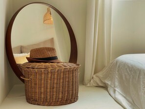 2 bedrooms, iron/ironing board, WiFi, bed sheets - Romantic Baliness House in KL (Kuala Lumpur)
