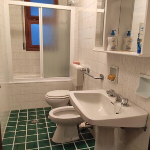 Bidet