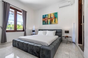 Vila luxo | 3 quartos, roupas de cama premium, cofres nos quartos, escrivaninha