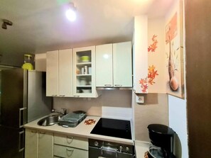 Apartment - Apartments Lovely - Modern & Comfy (Split)