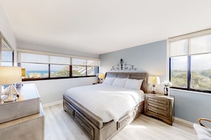 3 habitaciones, tabla de planchar con plancha, internet y ropa de cama