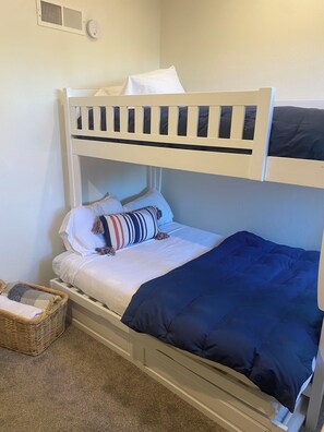 3 Schlafzimmer, WLAN, Bettwäsche