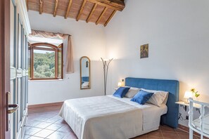 Villa | 3 bedrooms - Podere Montioni 6 2 Emma Villas (Rapolano Terme)