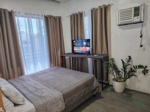 2 bedrooms, WiFi, bed sheets, wheelchair access