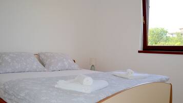 Apartment, 2 Bedrooms, Smoking, Terrace | 3 bilik tidur