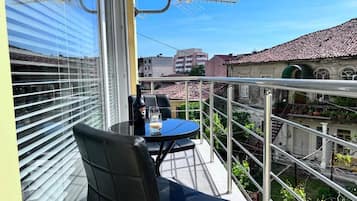 Apartment, 2 Bedrooms, Balcony, City View | Balcony