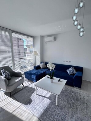 Apartment, 2 Bedrooms, Balcony, City View | Living room - White Luxury Apartment (Shkodër)