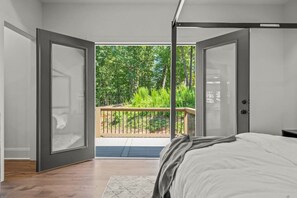 5 chambres, fer et planche à repasser, Wi-Fi gratuit, draps fournis