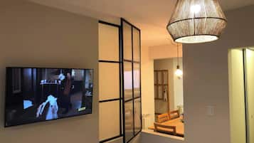 Apartemen, 1 kamar tidur, balkon | Tempat makan