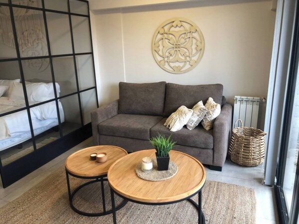 Apartment, 1 Bedroom, Balcony | Lounge