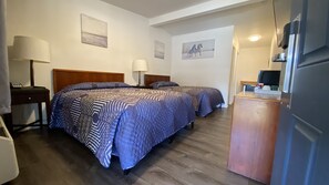 Standard Double Room | Premium bedding, pillowtop beds, individually decorated - Golden Kent Motel (Kent)