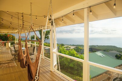 Panoramic view of ocean.  Excellent location. Quiet neighborhood. Sleep 10