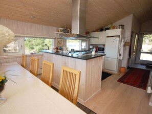 Frigorifero, microonde, forno, lavastoviglie
