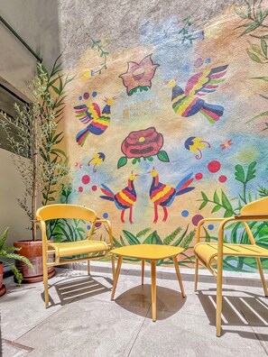 Interior - Awaken your senses in this garden apartment (Ciudad de México)