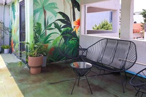 Terrace/patio - Awaken your senses in this garden apartment (Ciudad de México)