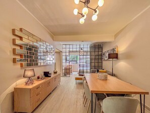 Interior - Awaken your senses in this garden apartment (Ciudad de México)