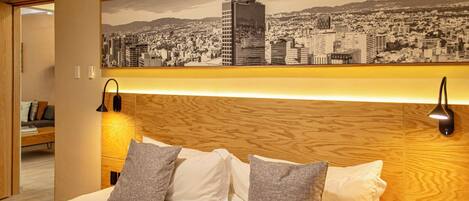 3 soveværelser, skrivebord, strygejern/strygebræt, weekendseng