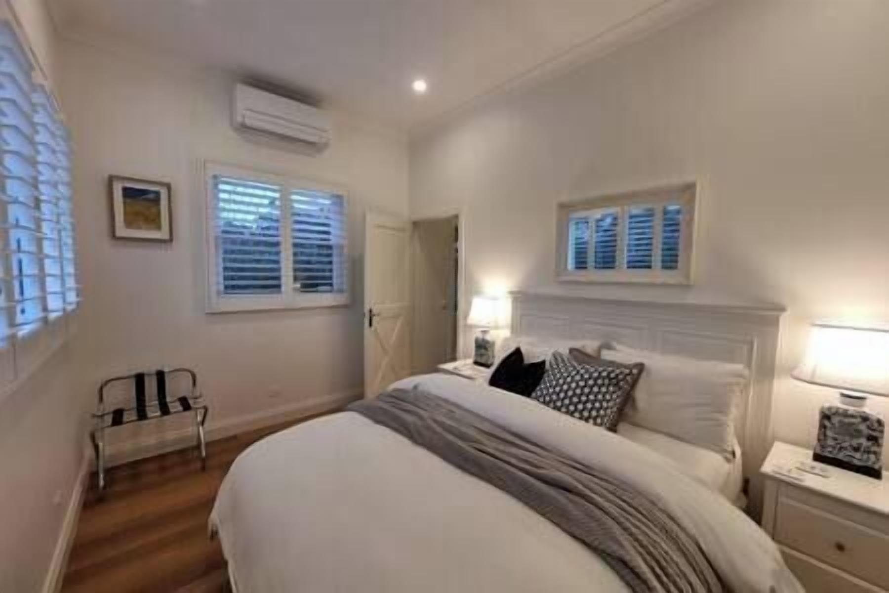 Bügeleisen/Bügelbrett, WLAN, Bettwäsche