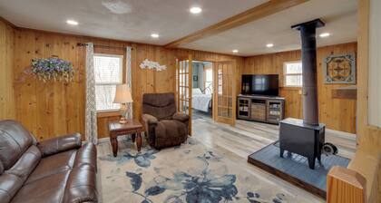 Inviting Missouri River Vacation Rental: 2 Mi Away