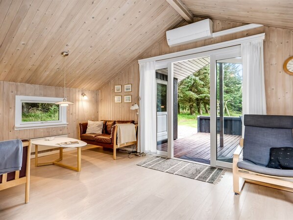 TV, fireplace - "Gerlinde" - 600m from the sea by Interhome (Løkken)