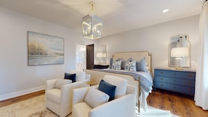 3 chambres, fer et planche à repasser, Wi-Fi gratuit, draps fournis