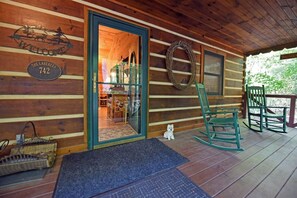 تفاصيل الفندق من الخارج