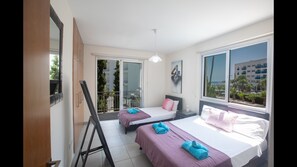 3 bedrooms, soundproofing - Protaras Pelagos Villa Pg08 (Paralimni)