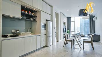 Deluxe Suite | Living area