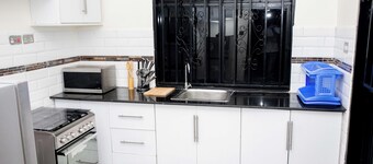 Lux Suites Blueberry Diamond Villa Eldoret