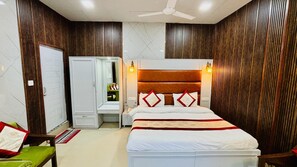 Habitación familiar | Wifi gratis y ropa de cama