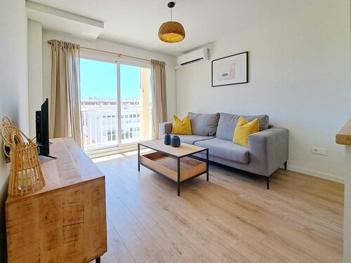 Bright AND Sunny Flat Close TO THE SEA Luxury Design