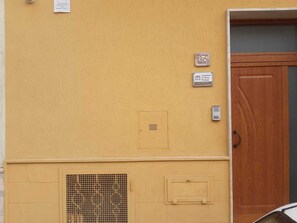 Exterior detail - Tourist Location Messapi (Manduria)