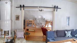 Hus, 3 soverom, røyk, terrasse | Oppholdsrom