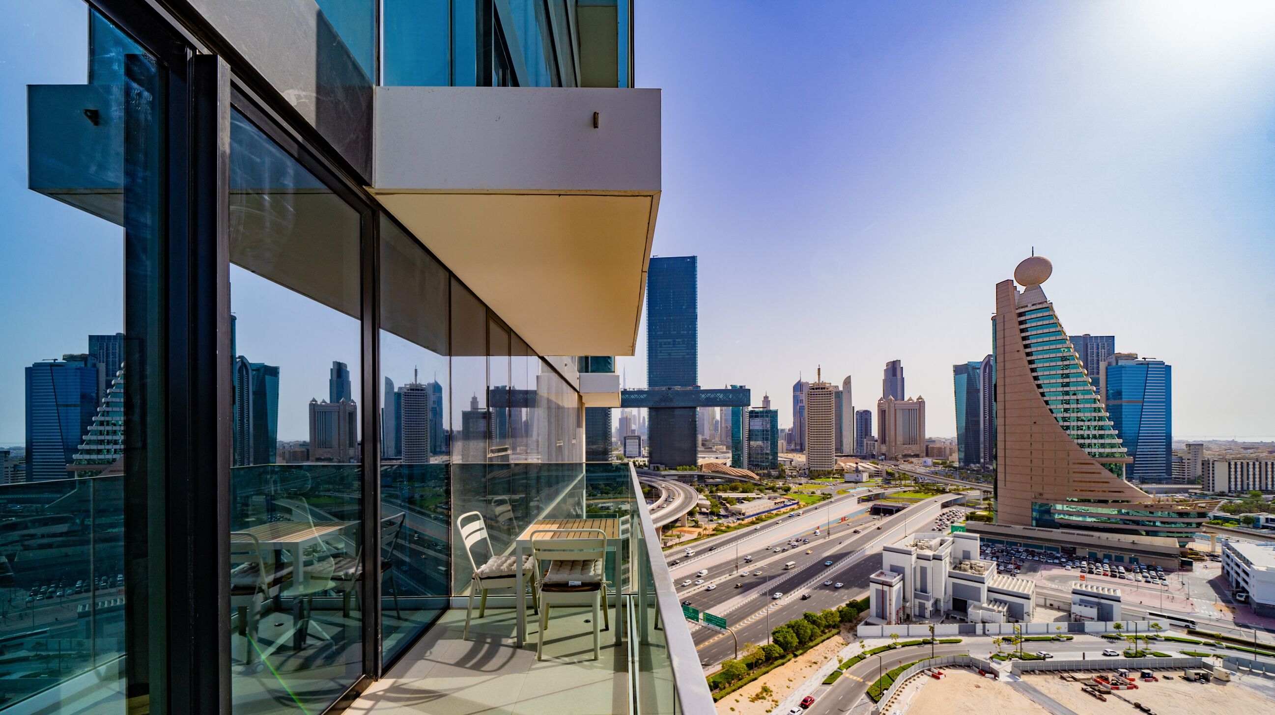 Deluxe Apartment | Balcony